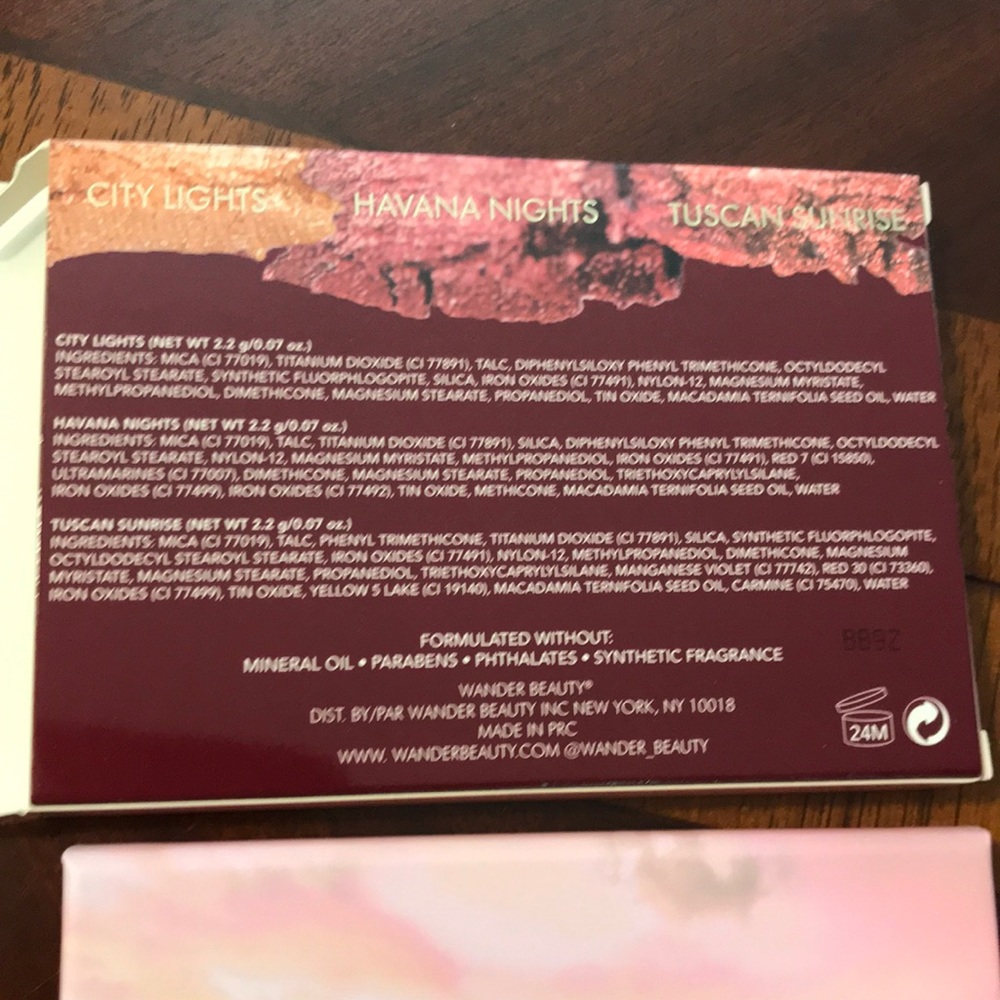 Wander Beauty Dusk To Dawn blush & highlight - Picture 7 of 8